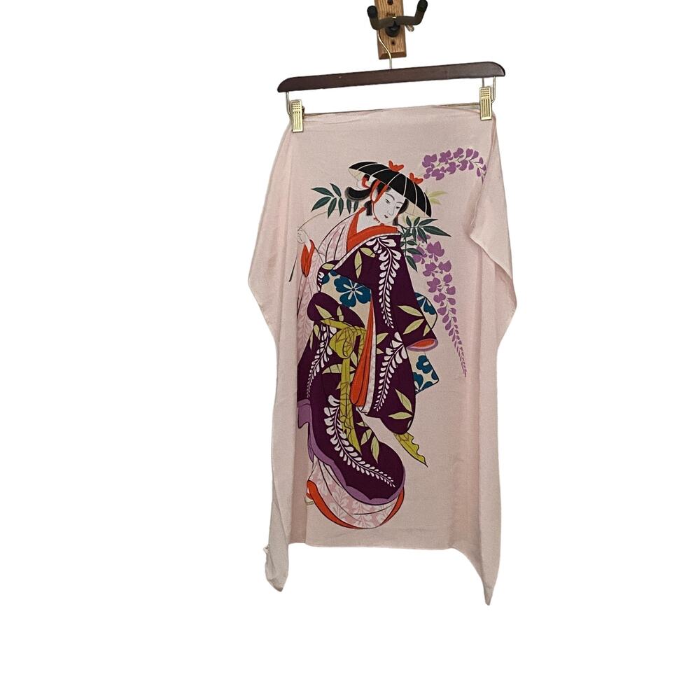 Japanese Girl Light Pink Graphic Handkerchief Scarf‎ Neck Wrap 24 X27 - Picture 2 of 5
